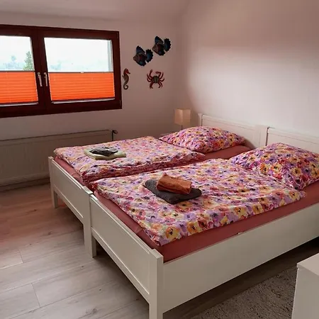 Lejlighed Ferienwohnung Am Waldrand Mit Dachterrasse *